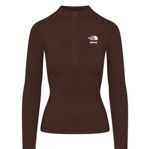 The North Face x Skims Refina Long Sleeve Top - Cocoa in XS + S